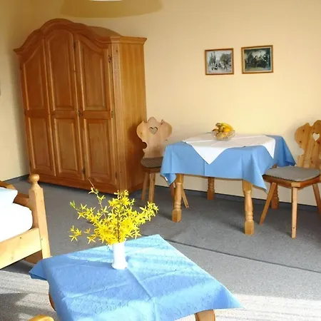 Appartementhaus Mit Balkon Und Gemeinschaftsgarten * Bad Fussing